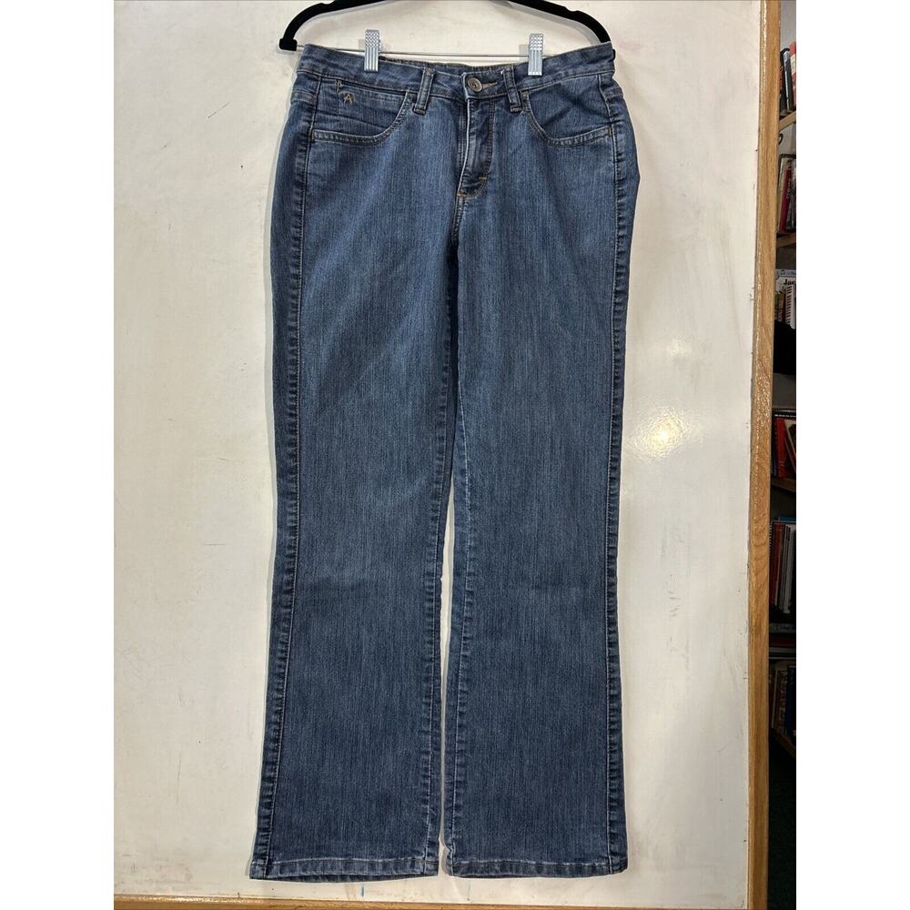 Wrangler Aura Jeans Women's Size 8 Average Denim Mid Rise Stretch Boot Cut 32x30